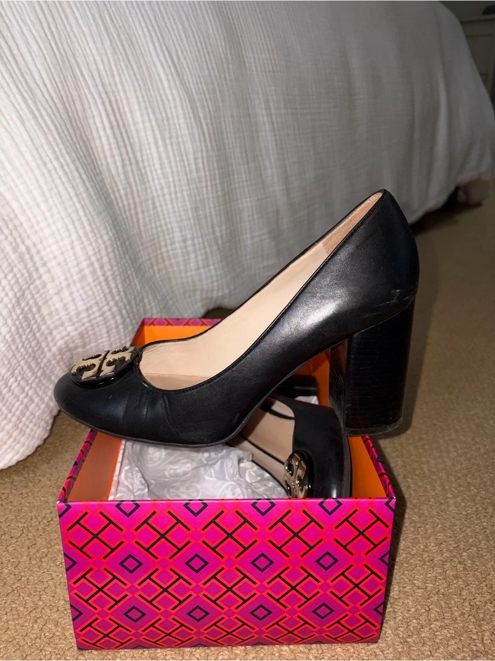 Tory Burch Black Leather Pumps